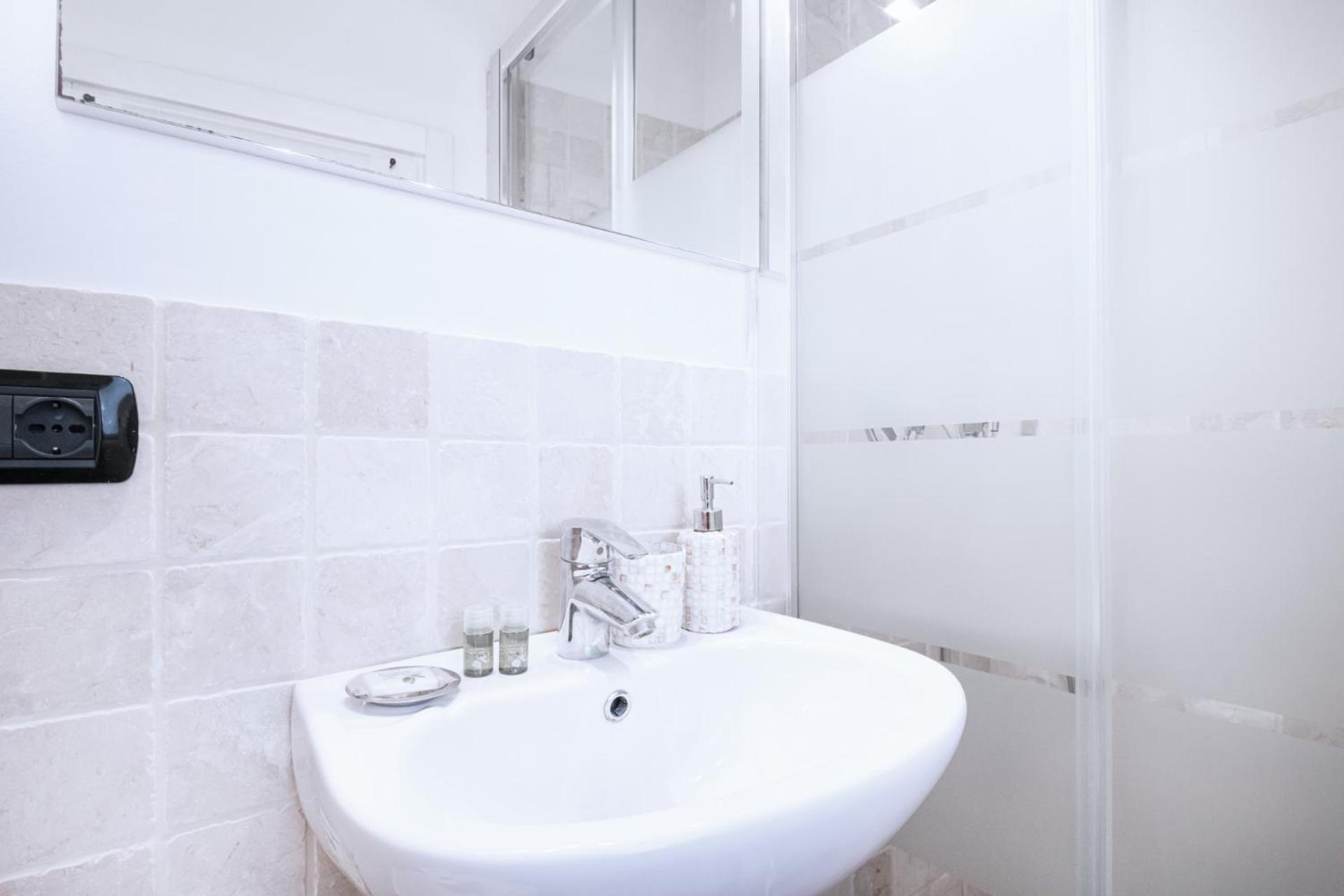 Appartamento Easylife - Delizioso Monolocale In Brera/Duomo Milano Esterno foto